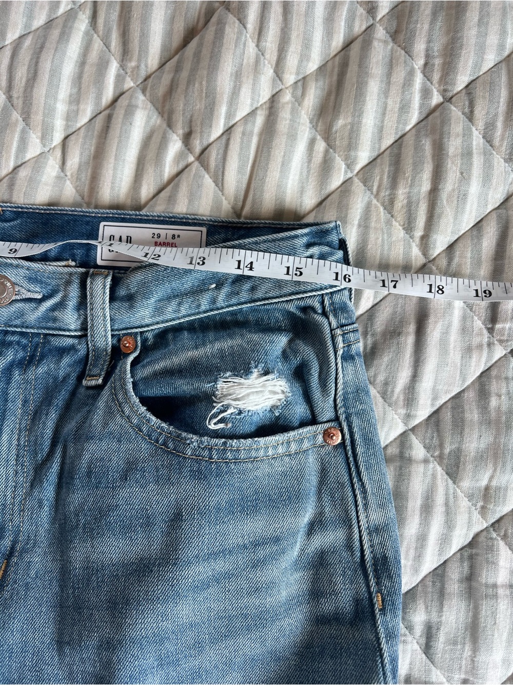 Women’s Gap Distressed Wide-Leg Barrel Jeans Size 29 - Picture 12 of 13
